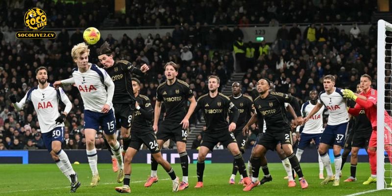 Thủ quân Son Heung-min và các đồng đội Tottenham hướng tới 3 điểm trọn vẹn để đua tranh Top 4